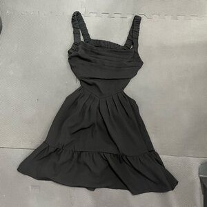 Elegant Black Sleeveless Dress